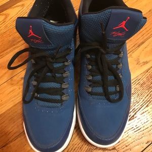 Barely Worn Men’s Jordan’s-Flight. Size 12